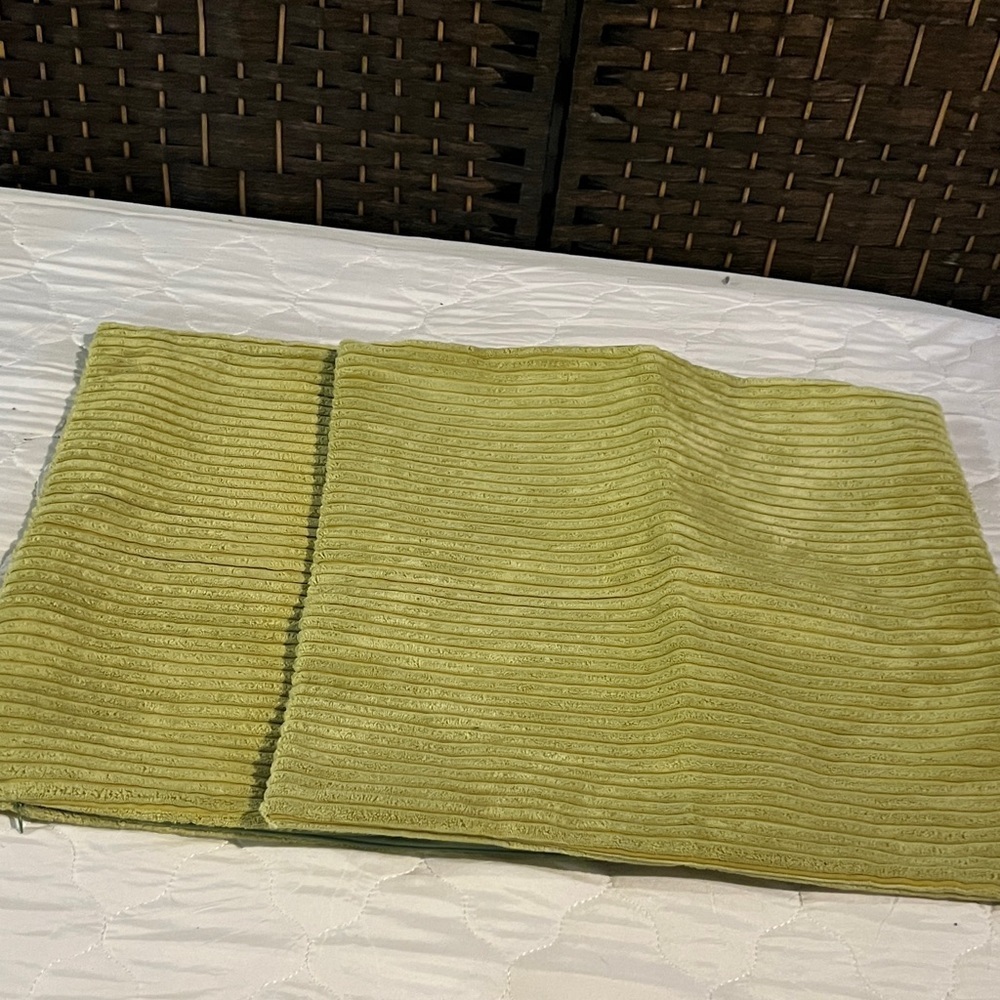 Green Textured Home Bedding Pillow